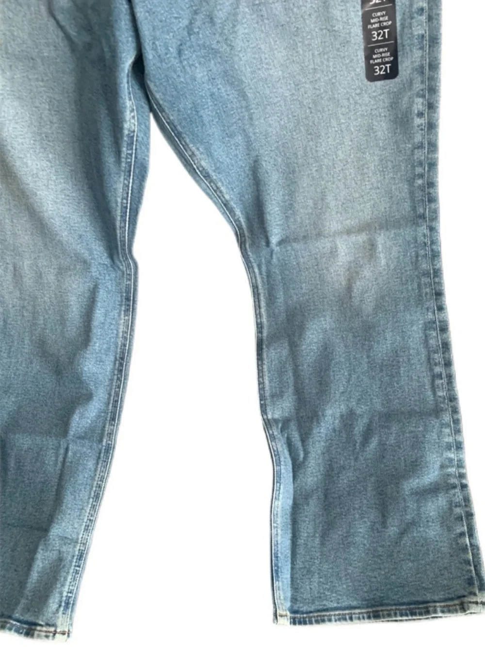 New Women’s J Crew Curvy Mid Rise Flare Crop Jeans Sz 32T Casual Comfort